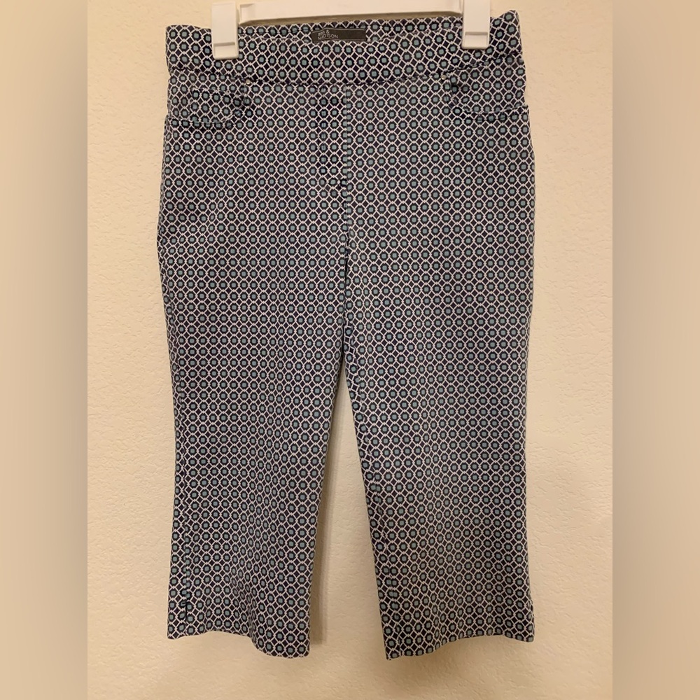 89th & Madison Geometric Blue and White Pants